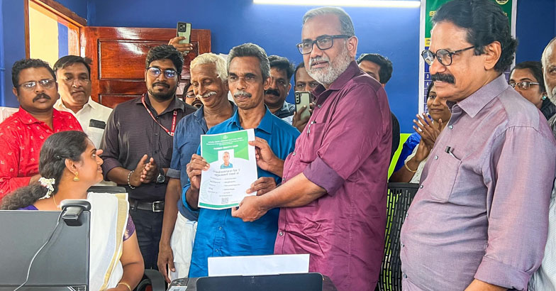 ആശ്രയ സേവന കേന്ദ്രങ്ങള്‍ക്ക് തുടക്കം